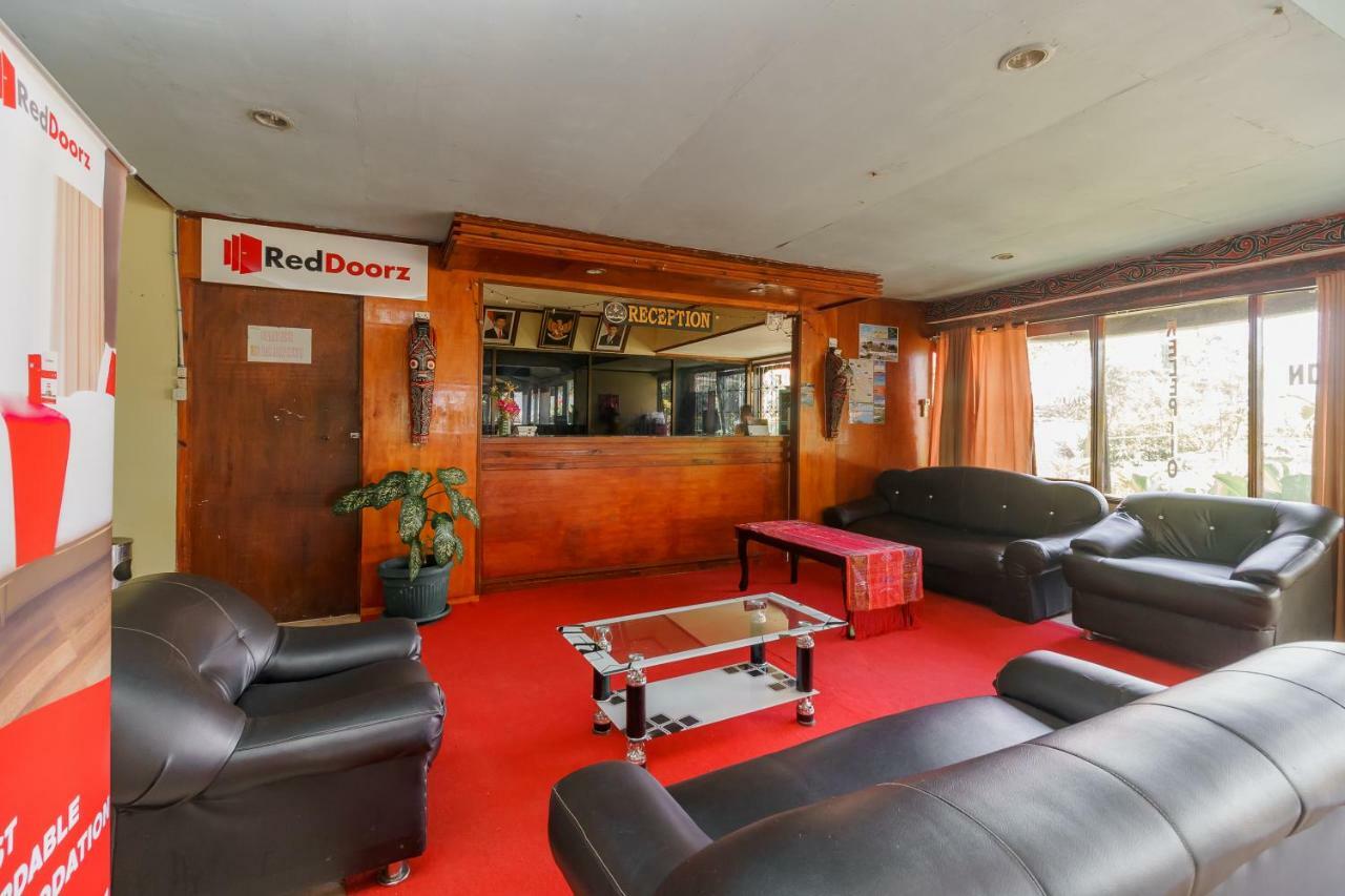 Reddoorz @ Tuktuk Danau Toba Tuktuk Siadong Exterior foto